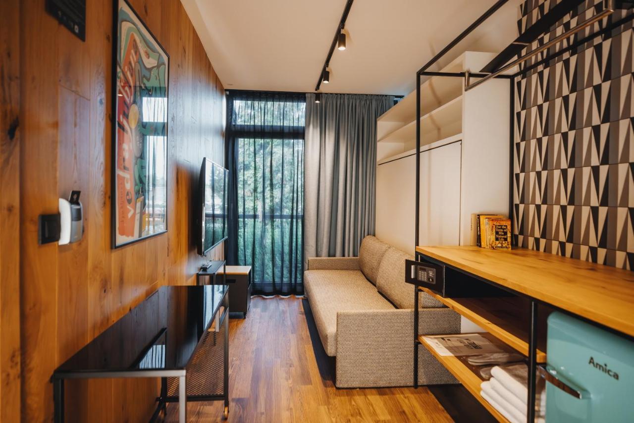 City Glamping By One66 Hotel Laibach Exterior foto