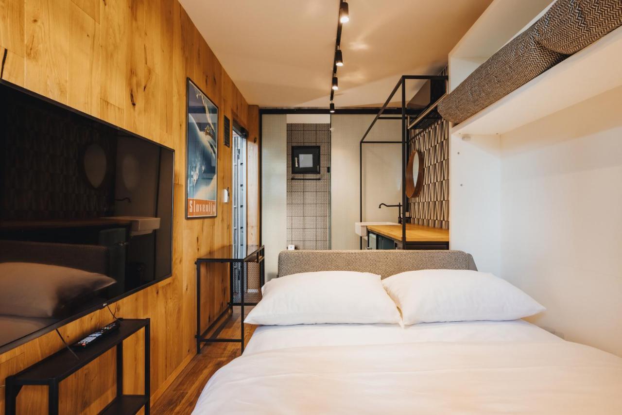 City Glamping By One66 Hotel Laibach Exterior foto