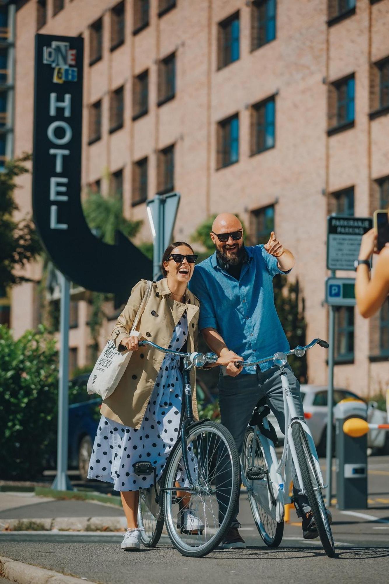 City Glamping By One66 Hotel Laibach Exterior foto